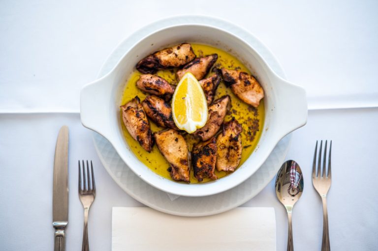 Visit O Almofariz in Funchal to try our Squid Dishes